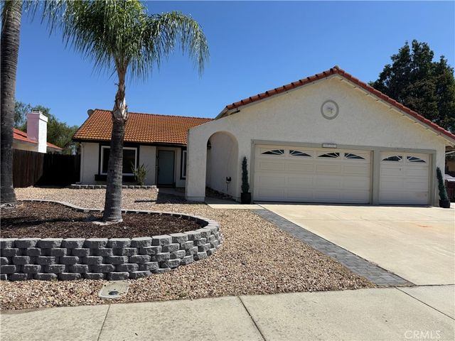 25251 Ridgeplume, Murrieta
