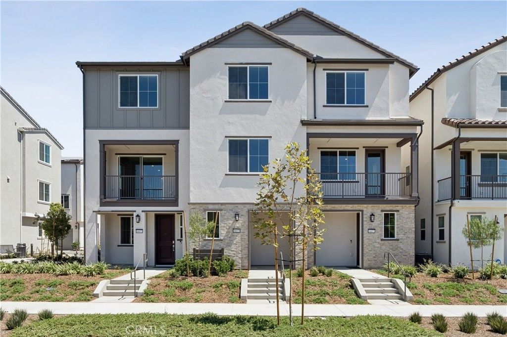 16073 W Preserve Loop, Chino