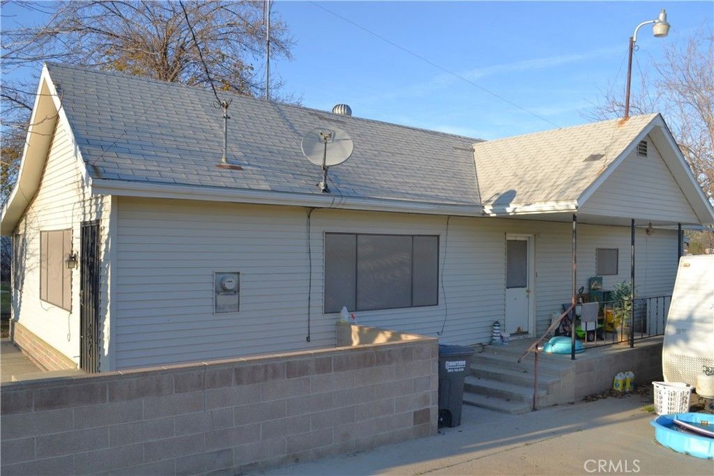 24882 3rd Street, Fellows