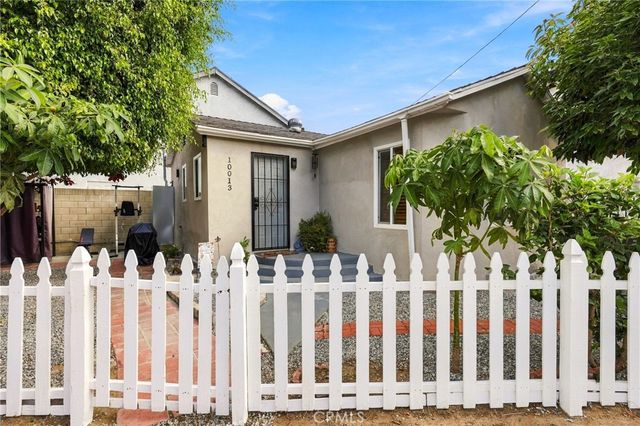 10013 Flora Vista, Bellflower