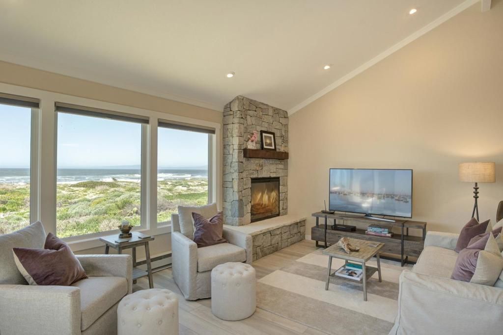 274 Monterey Dunes Way, Moss Landing