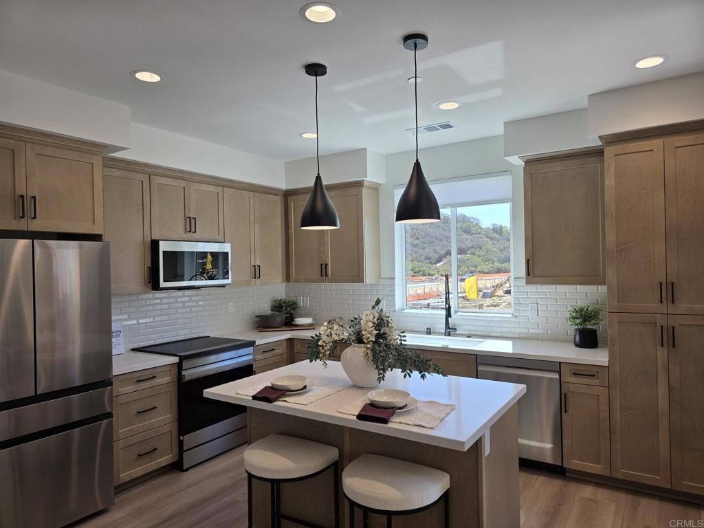 2607 Radiant Glen, Escondido