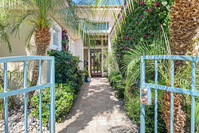 36291 Royal Sage Court, Palm Desert