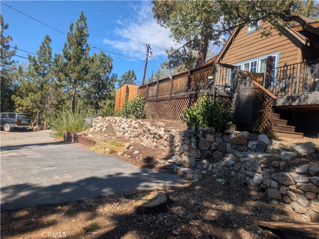 1137 Ridge, Fawnskin