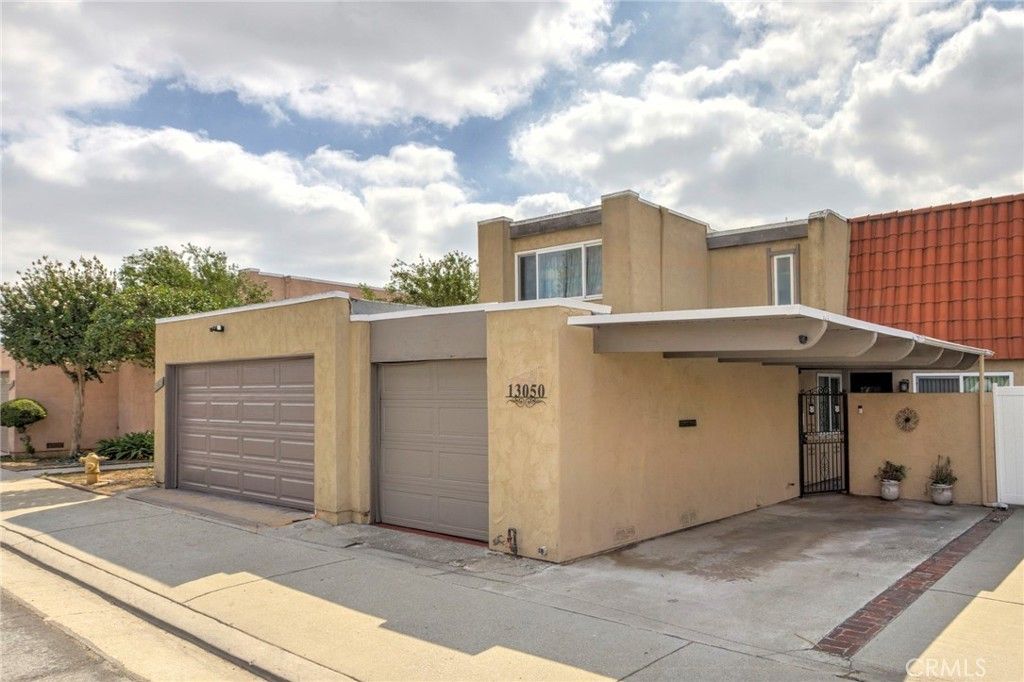 13050 Thoroughbred Way, Whittier