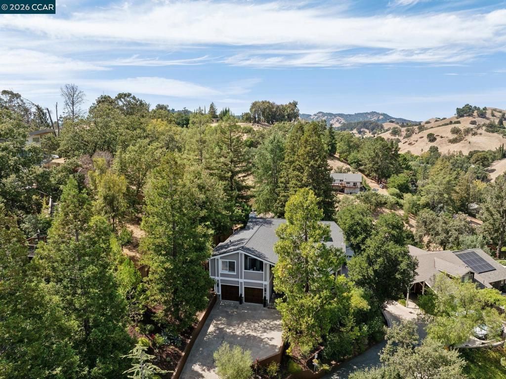 136 Hillcroft Way, Walnut Creek