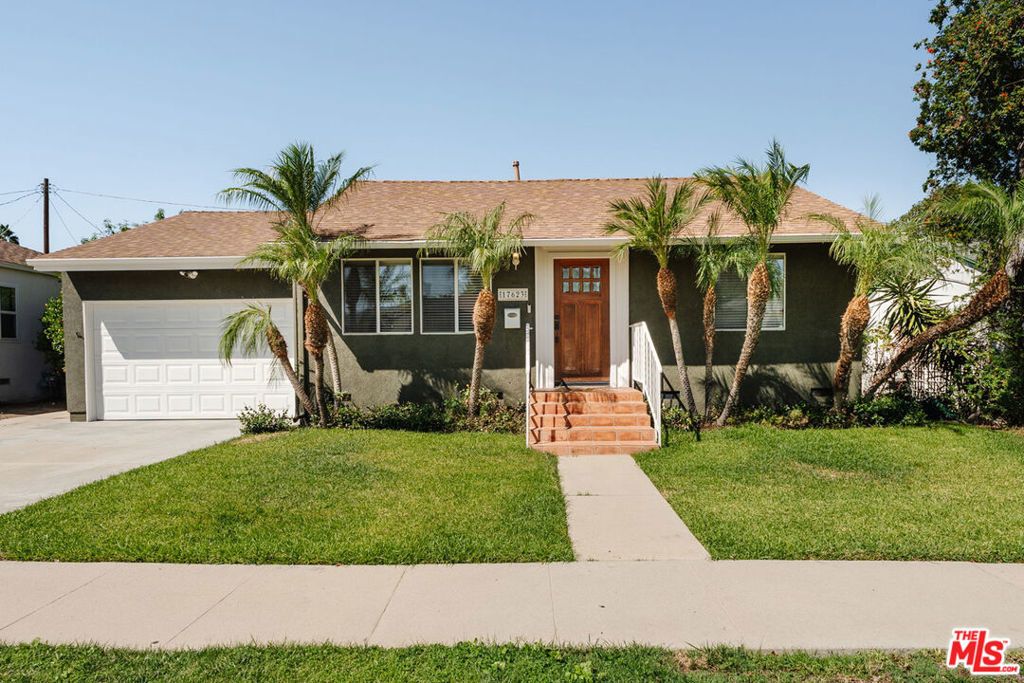 17623 Bromley Street, Los Angeles