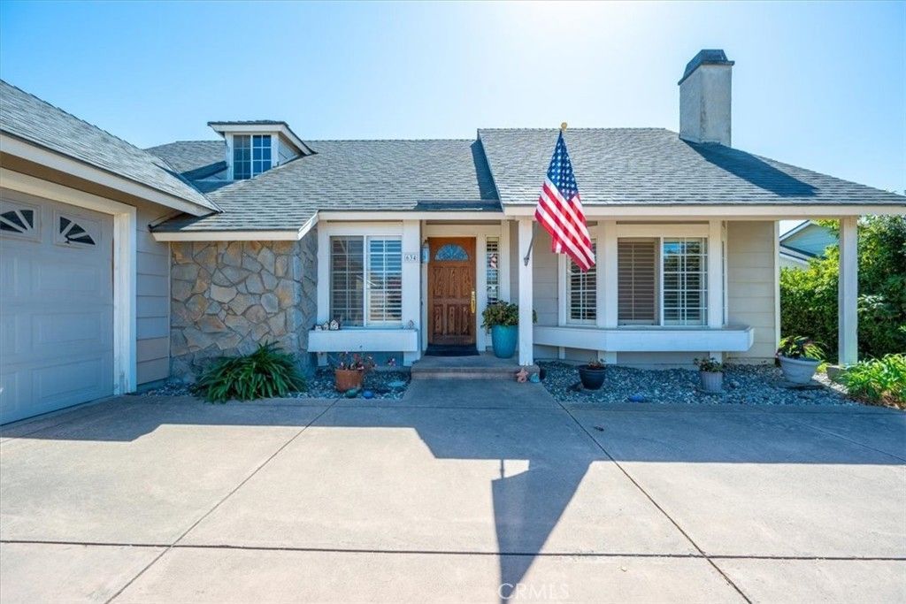 634 Hartnell, Santa Maria