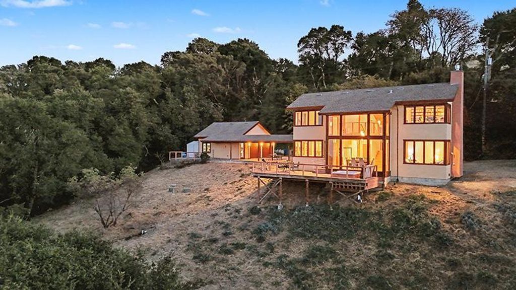 20421 Skyline Boulevard, Woodside