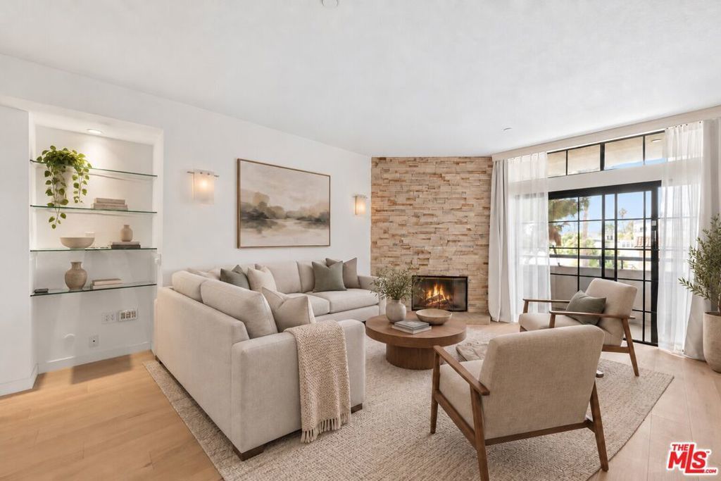 200 N Swall Drive # 462, Beverly Hills