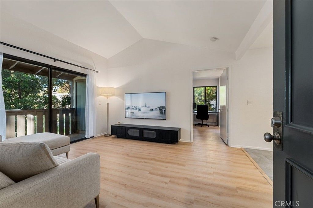 20702 El Toro, Lake Forest