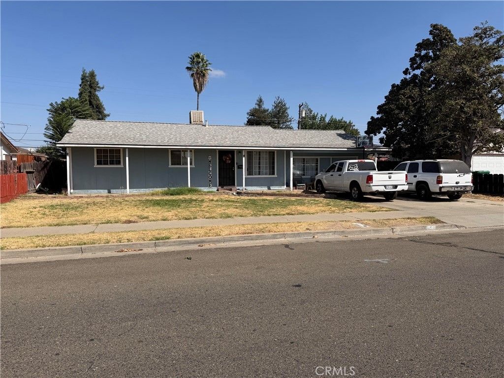 149 E Clinton Avenue, Atwater