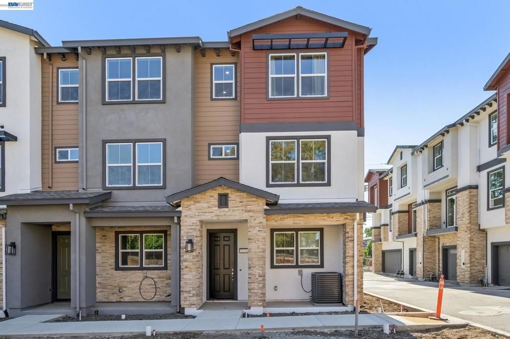1216 Walters Ct, Concord