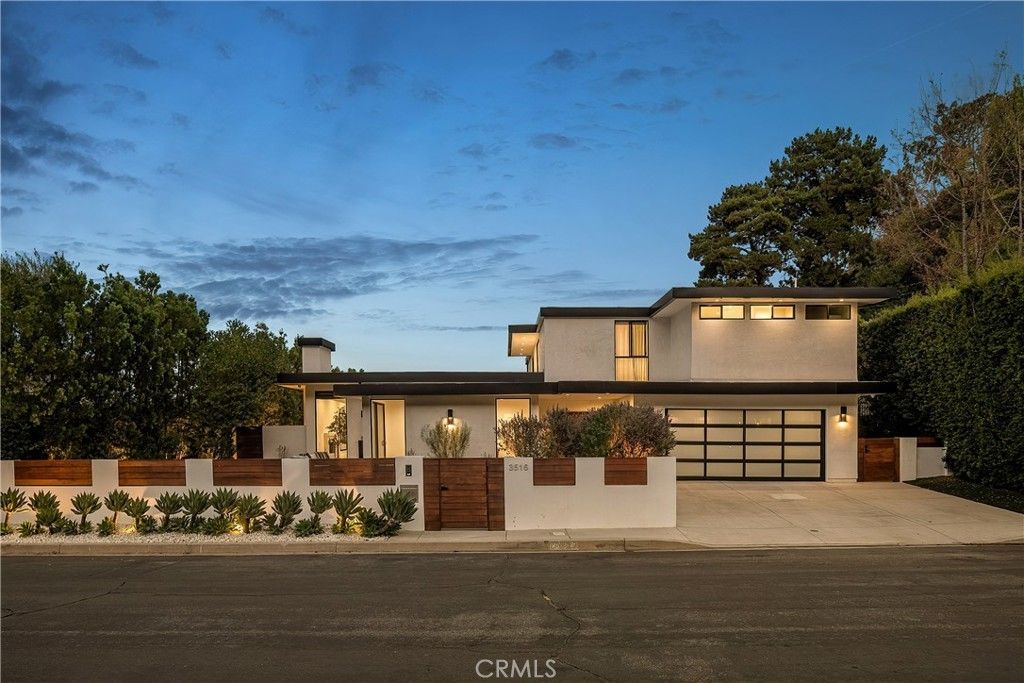 3516 Terrace View Drive, Encino
