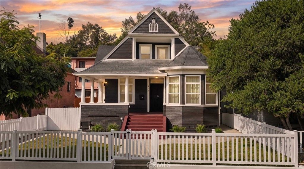 524 Solano, Los Angeles