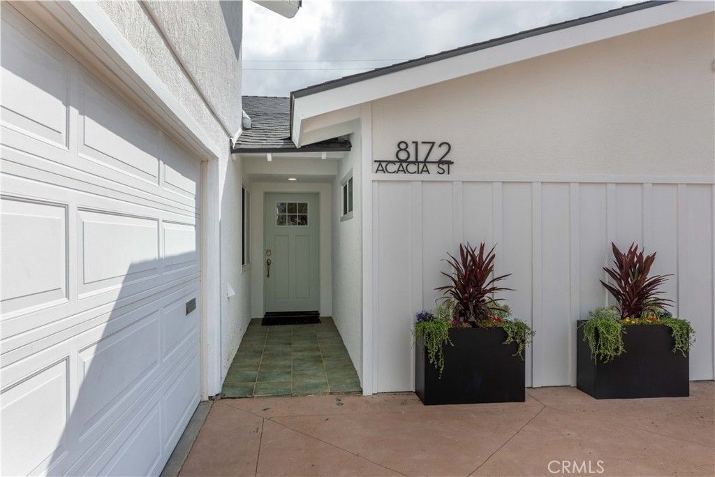 8172 Acacia Street, Cypress