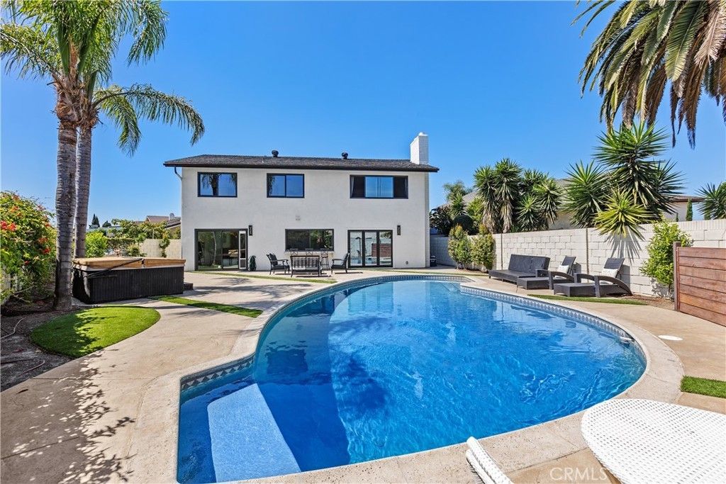3550 Goldenrod Circle, Seal Beach