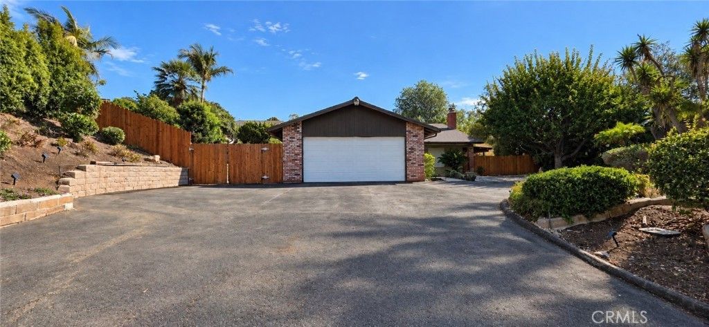 1192 Caren Road, Vista