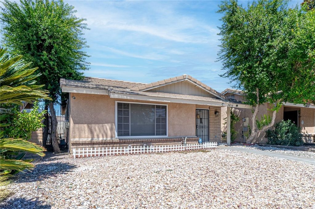 2810 W Devonshire, Hemet