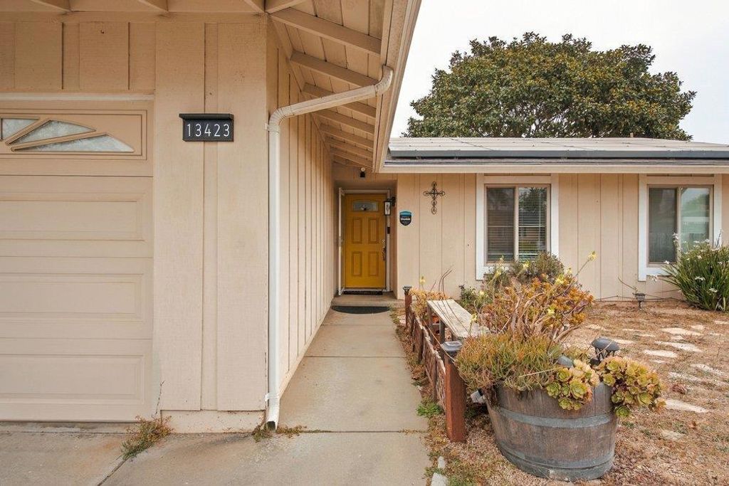 13423 Jackson Street, Salinas
