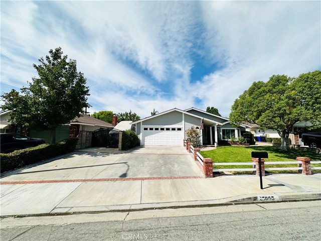 25065 Green Mill, Newhall