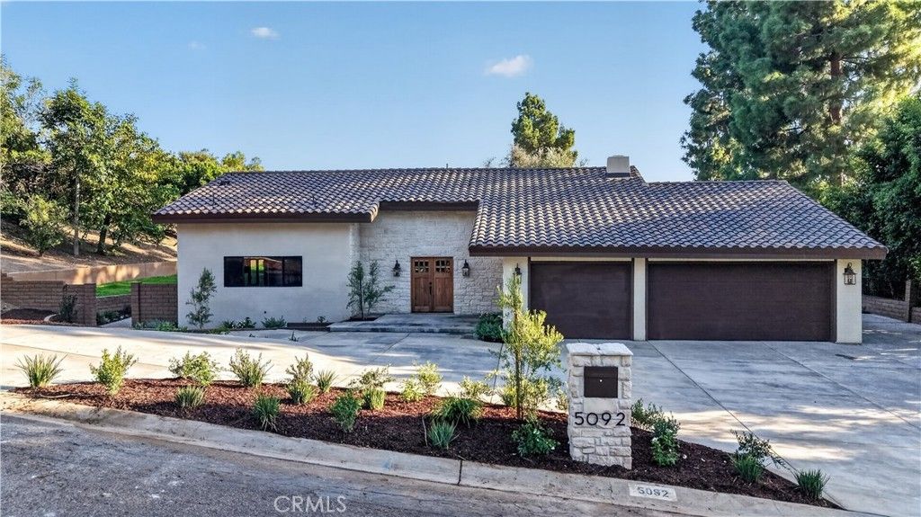 5092 E Equestrian, Orange
