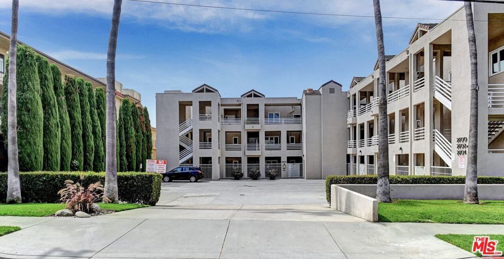 2604 E 20th Street # 205e, Signal Hill