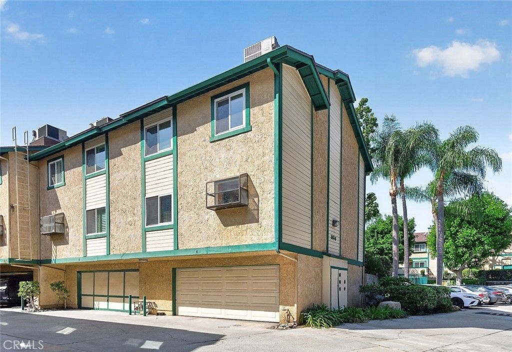 1614 S Mayflower # A, Monrovia