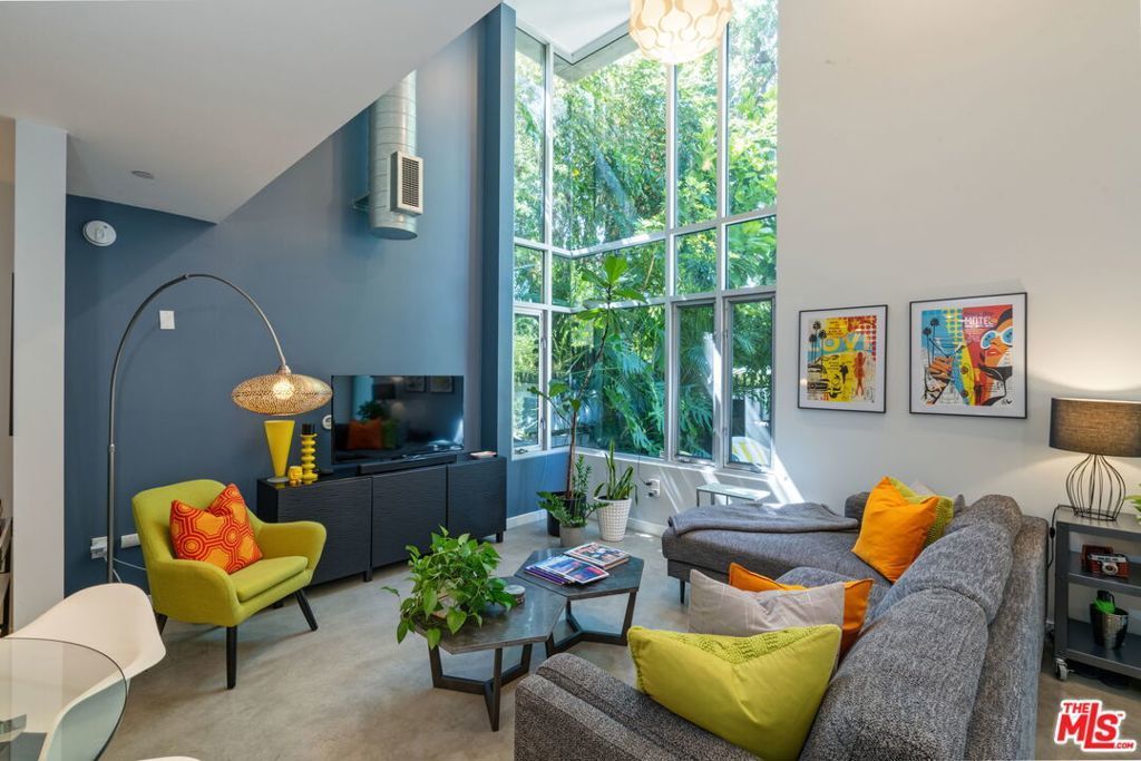 1120 N El Centro Avenue # 5, Los Angeles