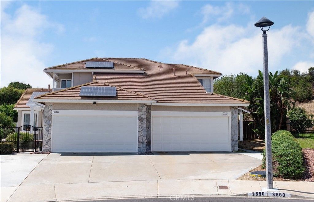 3850 Blue Gum, Yorba Linda