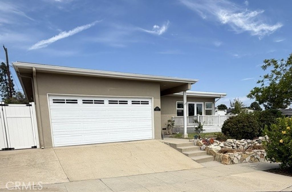 1706 Miracosta, San Pedro