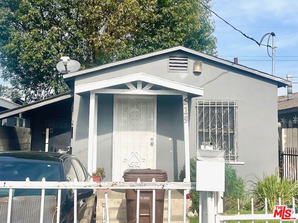 619 W Cherry Street, Compton
