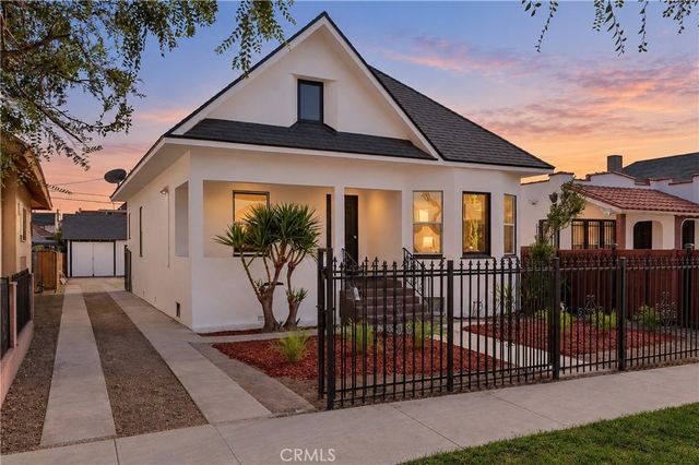136 W 43rd Place, Los Angeles