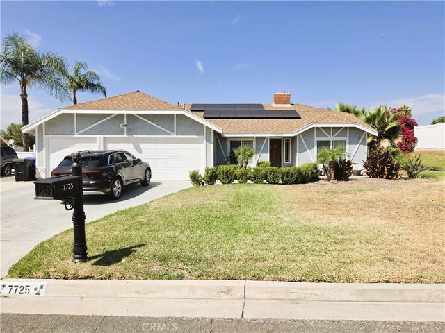 7725 Lippizan Drive, Jurupa Valley
