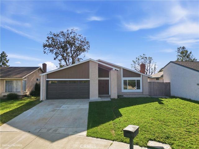7035 Batavia Way, Riverside