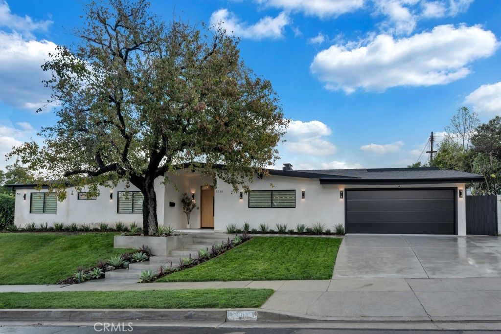 5330 Dubois Avenue, Woodland Hills