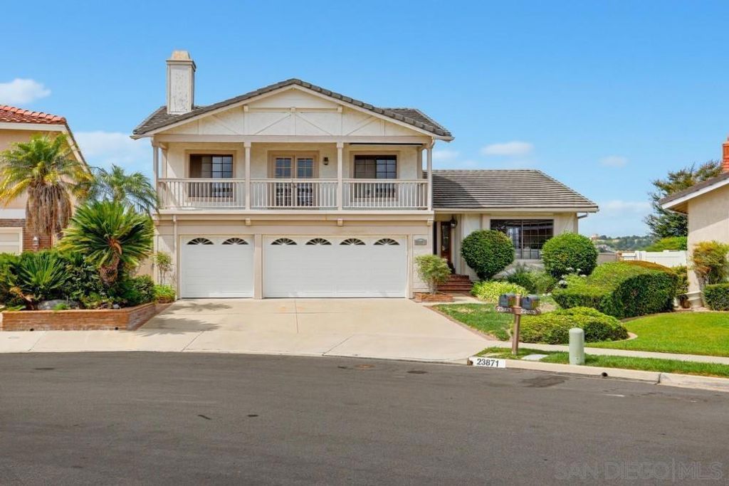 23871 Pipit, Laguna Niguel