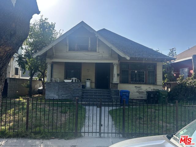4007 Trinity Street, Los Angeles