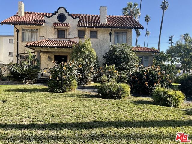 2068 S Hobart Boulevard, Los Angeles