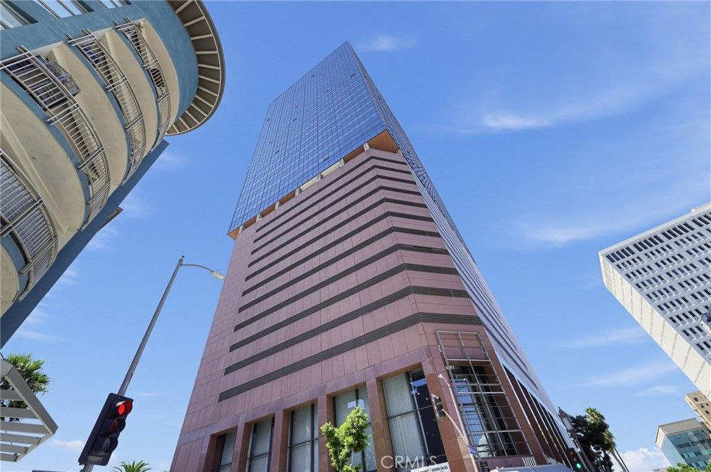 1100 Wilshire Boulevard # 2207, Los Angeles