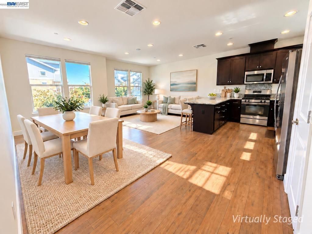 23314 Wilmot Cir, Hayward