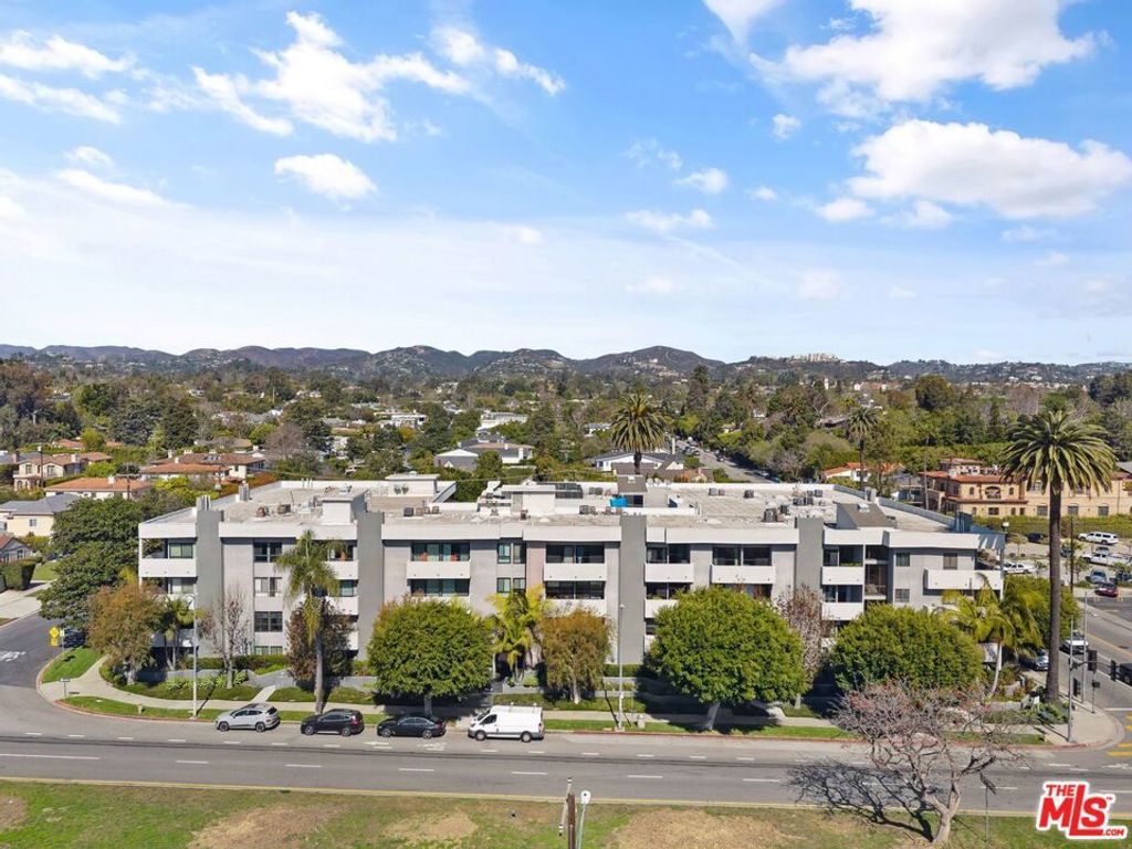 12115 San Vicente Boulevard # 111, Los Angeles