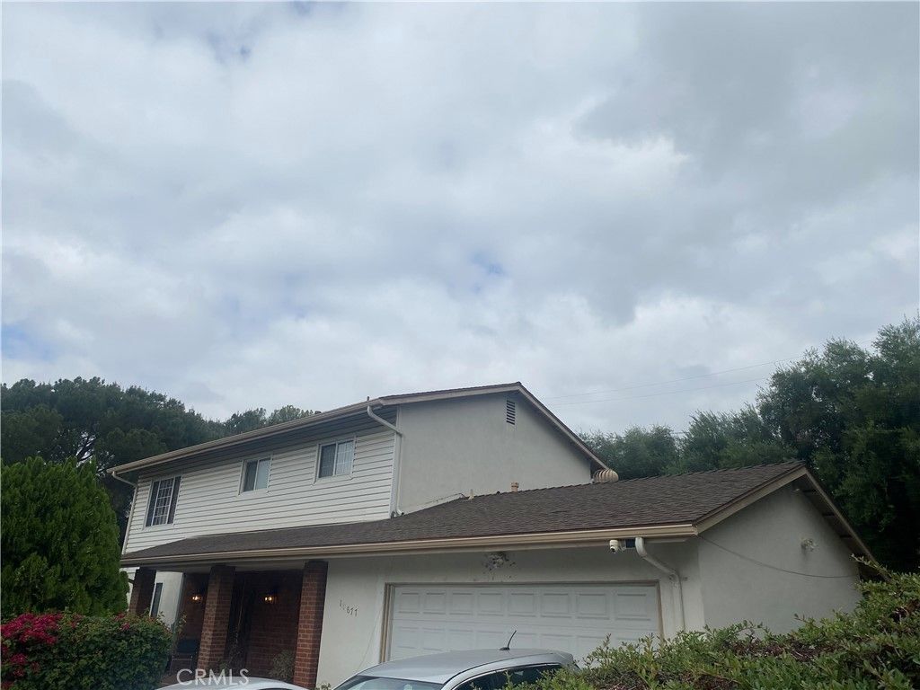 10677 Ledeen, Lakeview Terrace