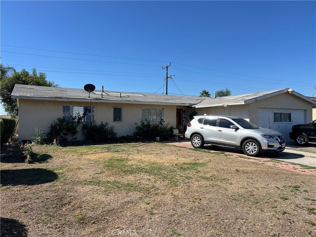 535 W Van Koevering, Rialto