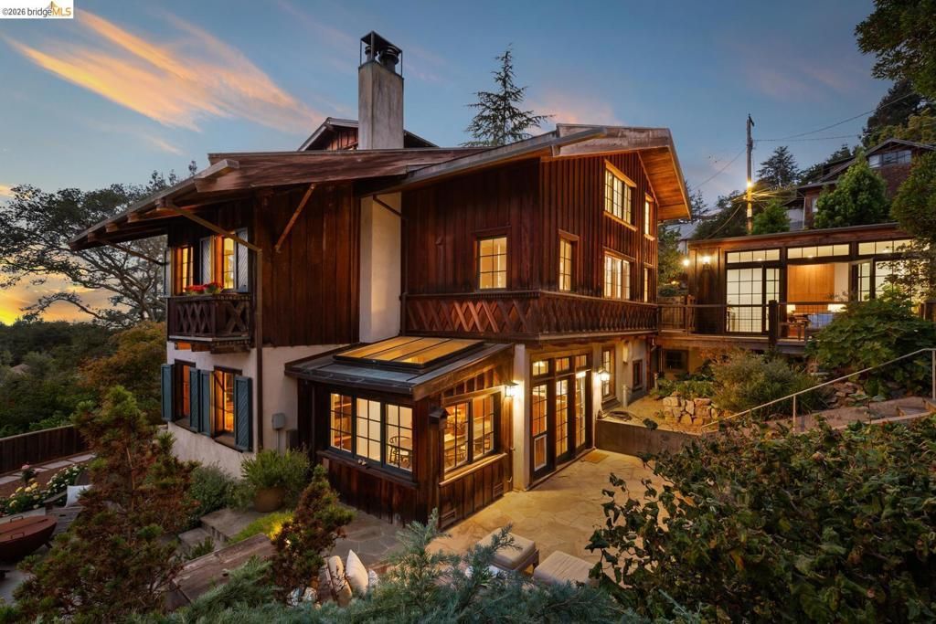 1705 La Loma Ave, Berkeley