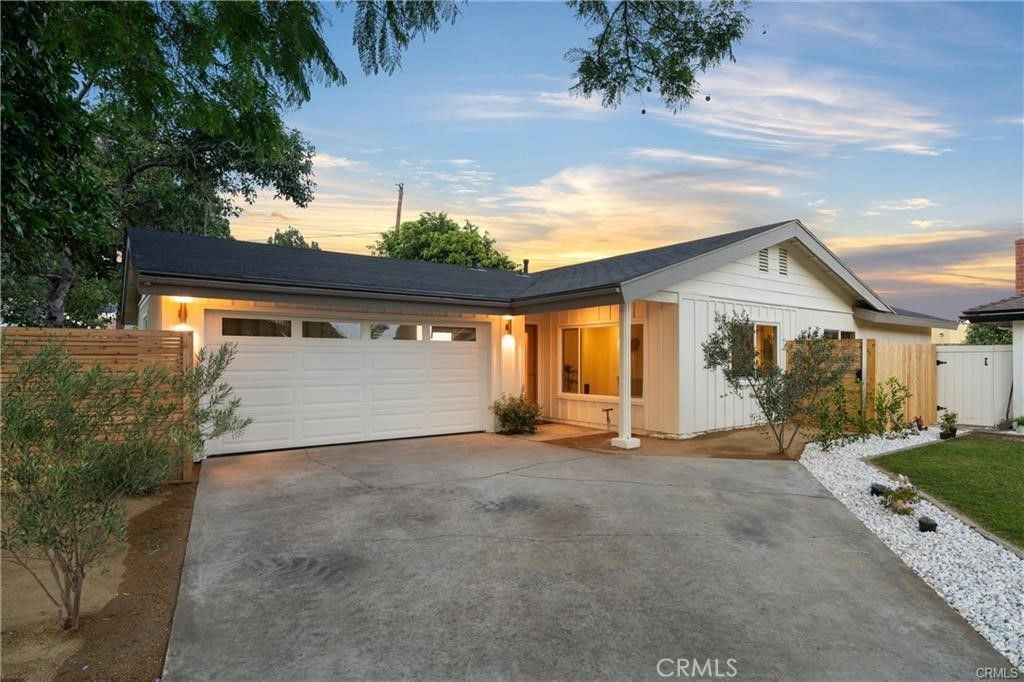 2101 N Hathaway, Santa Ana