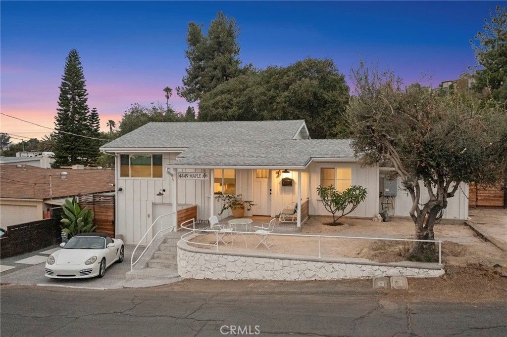 4449 Maple, La Mesa
