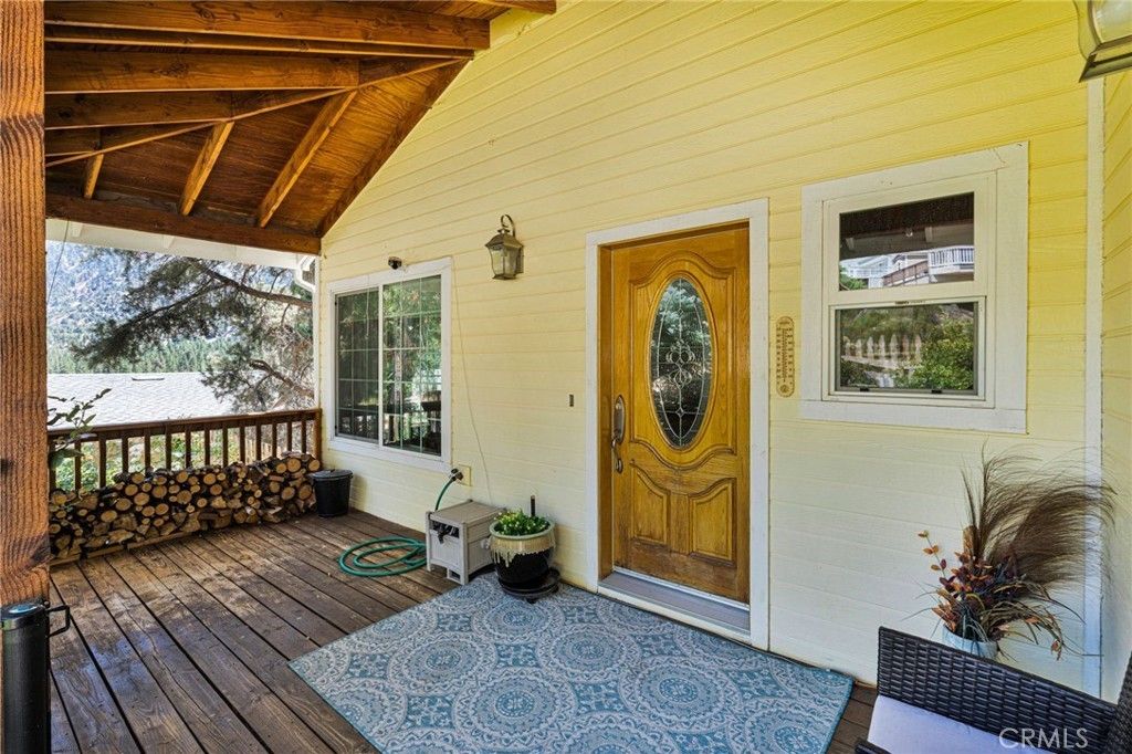 6284 Apple Vista, Wrightwood