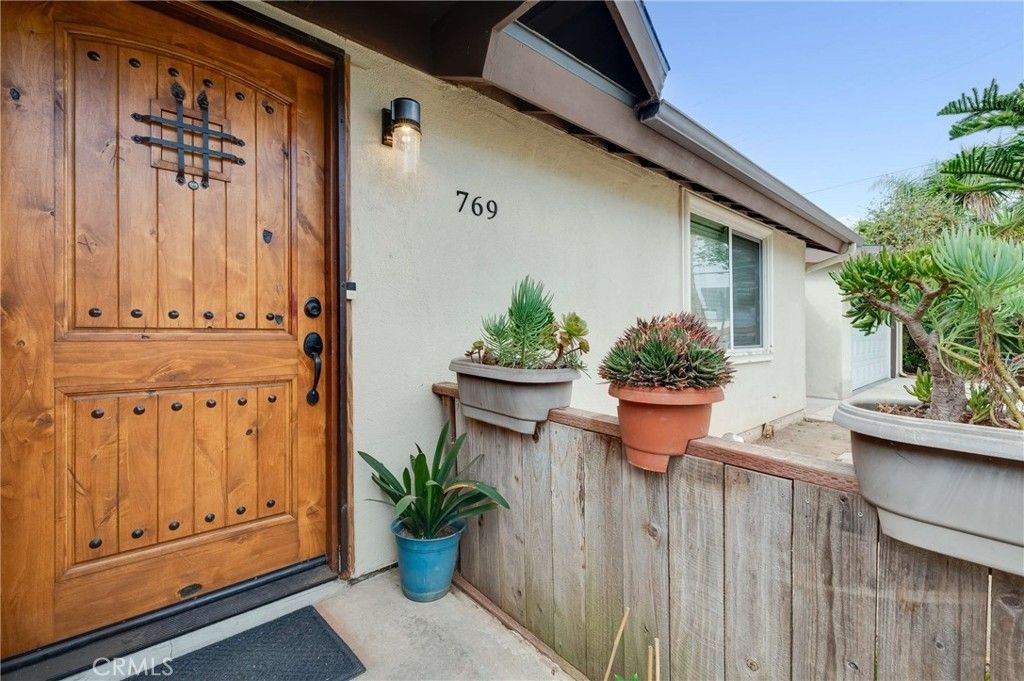 769 W Wilson, Costa Mesa
