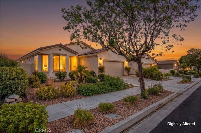 1527 Via Rojas, Hemet